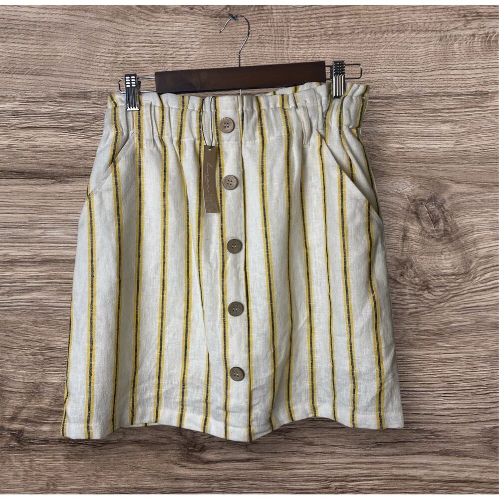 Love Tree Women's Cream Linen Blend Striped Button Accent Mini Skirt Size Medium